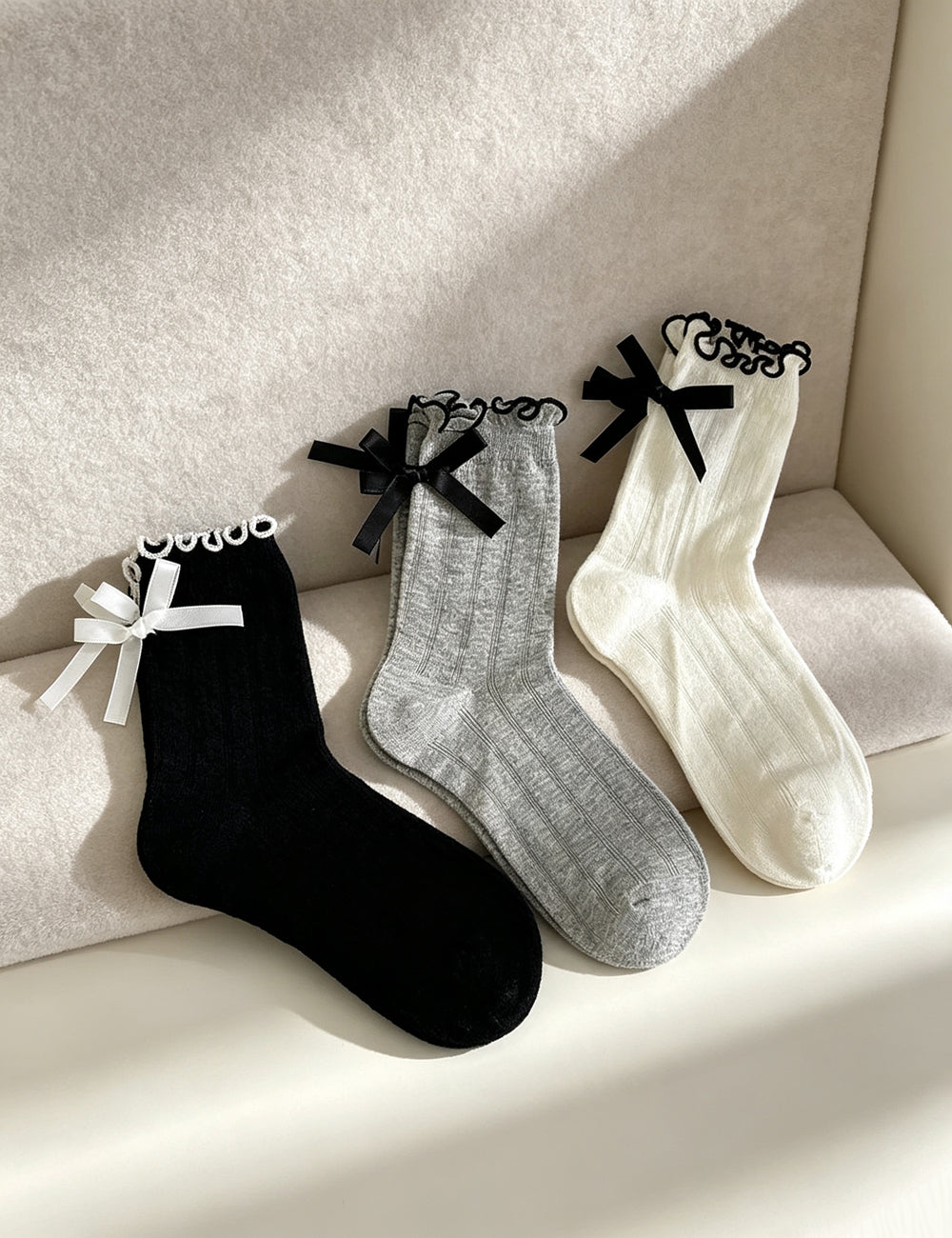Ladies Bowknot Color Block Knit Socks
