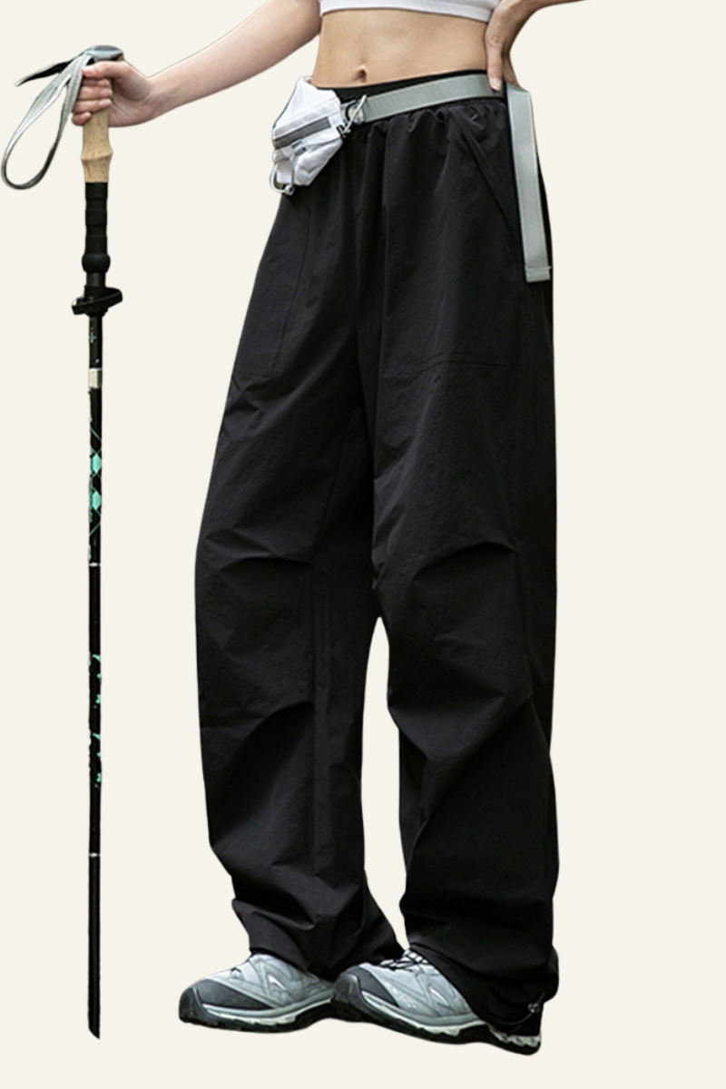 Women's Water-Resistant Pleated Fleece Lined Cargo Pants