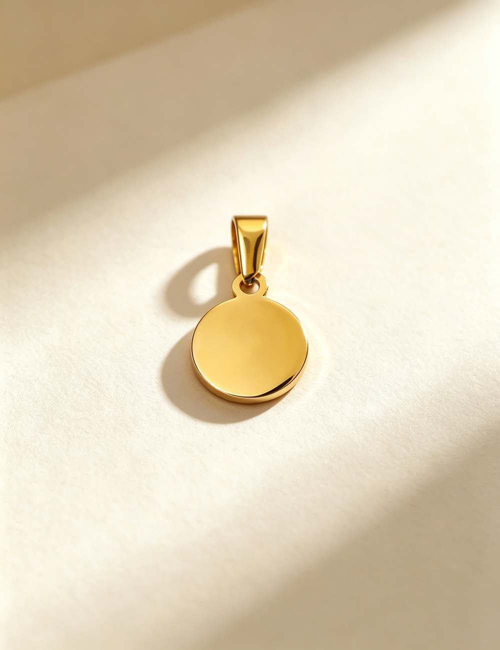 Ladies Minimalist Classic Round Disc Blank Pendant
