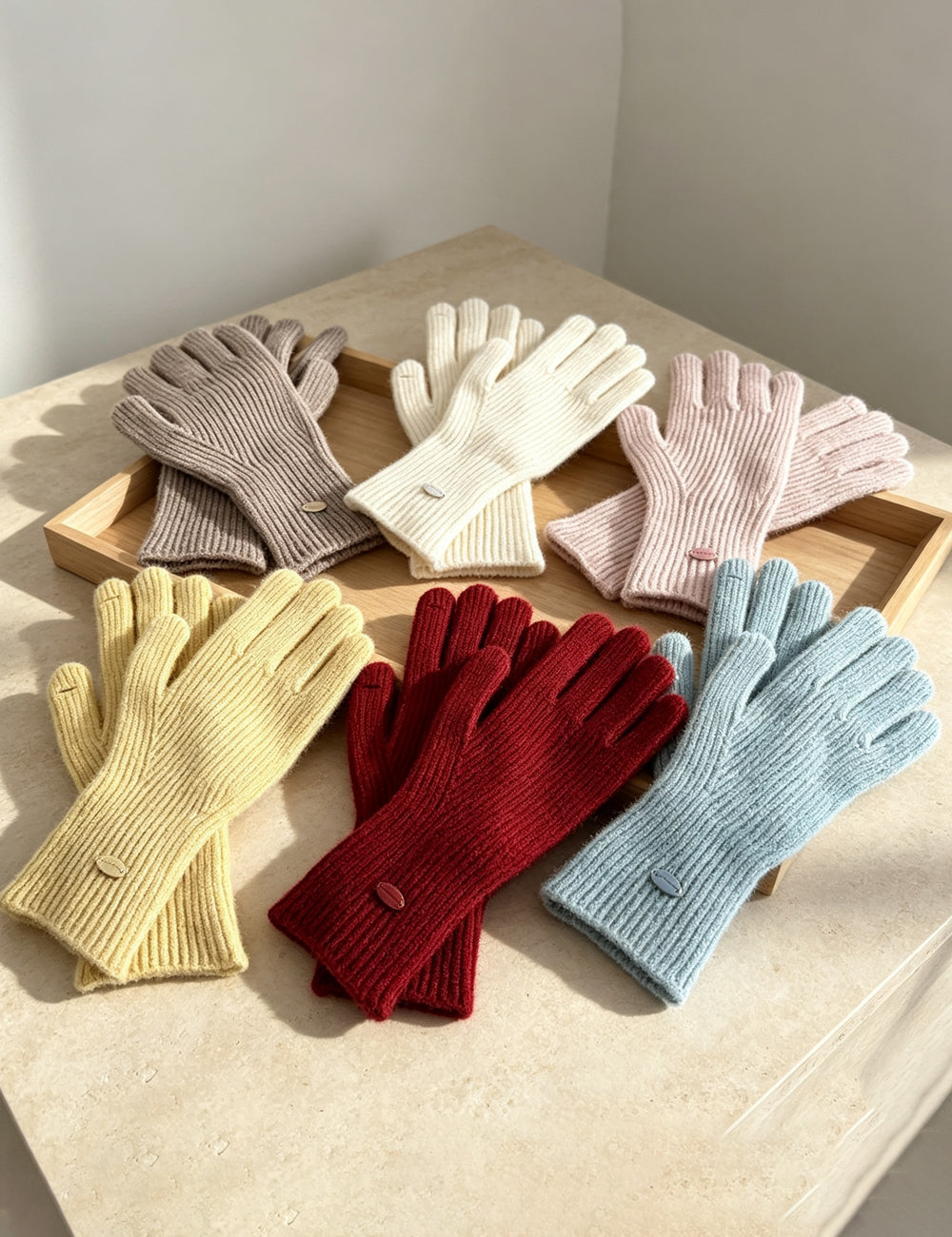 Ladies Minimalist Ribbed Knit Full Finger Gloves