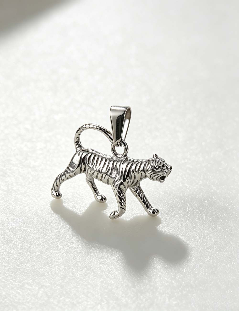 Ladies Punk Vintage Animal Horse Tiger Charm Pendant