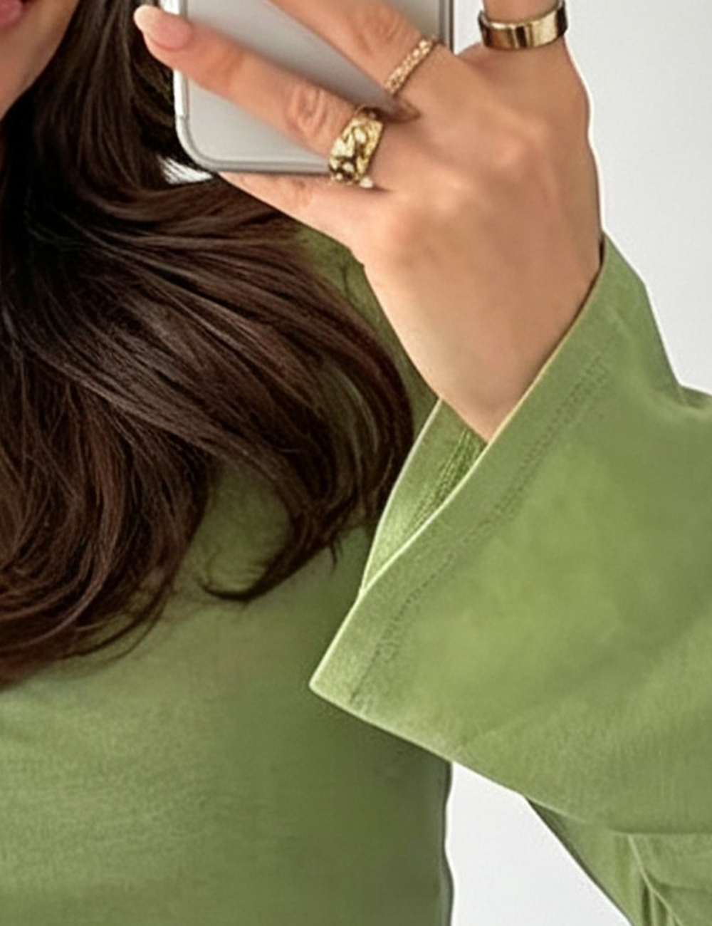 Ladies Casual Solid Round Neck Flare Sleeves Top