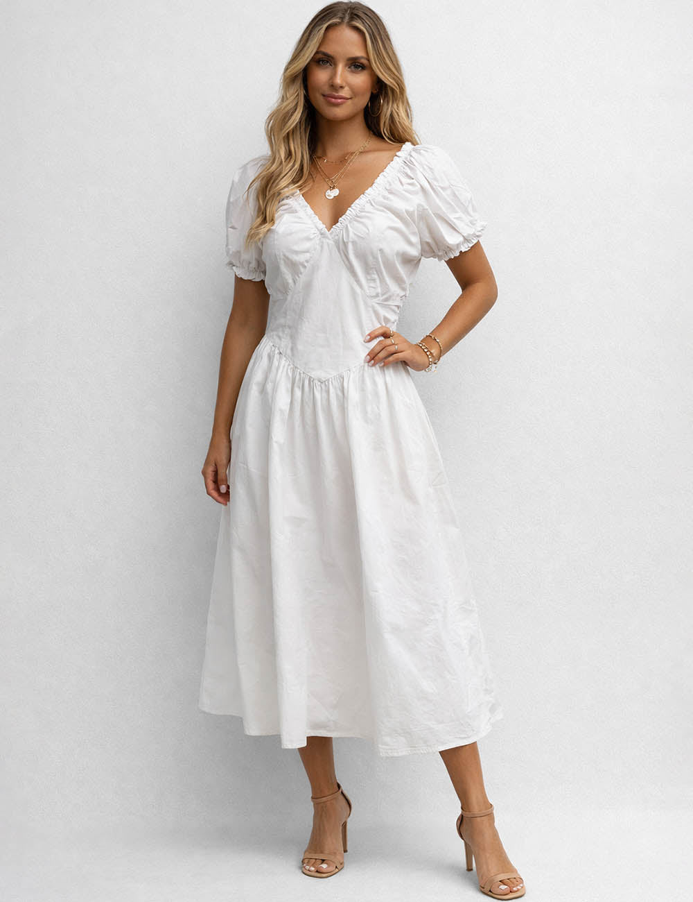 Ladies White V-Neck Ruched Short Sleeves Midi Dress