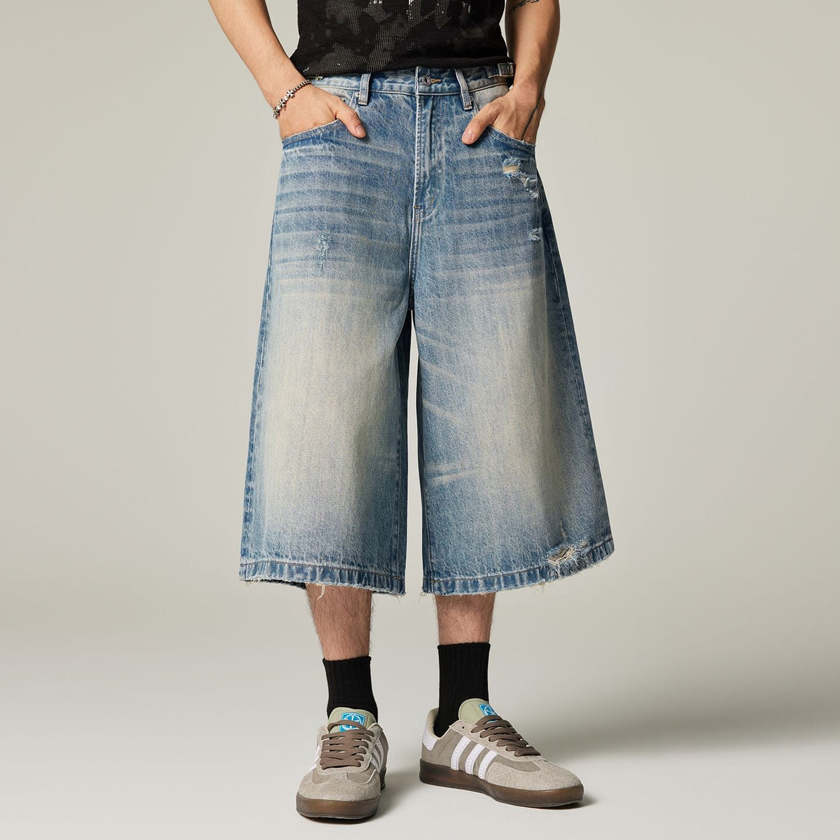 Men's Summer Vintage Washed Distressed Wide-Leg Denim Shorts