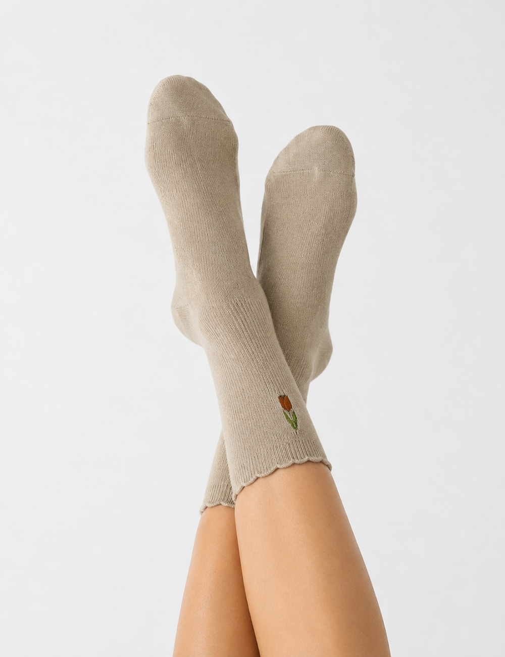 Ladies Sweet Tulip Embroidery Ruffle Edge Crew Socks