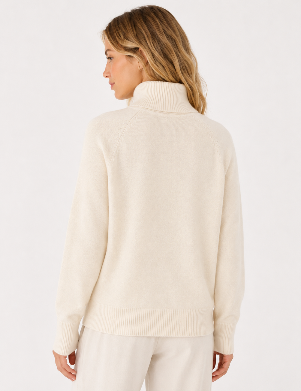 Ladies Solid Turtleneck Long Sleeves Sweater