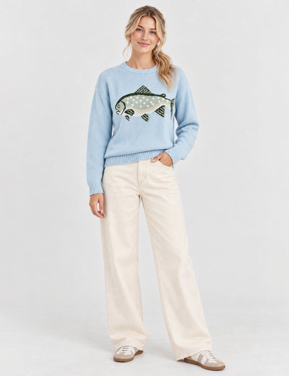 Ladies Fish Jacquard Crew Neck Cropped Knit Sweater