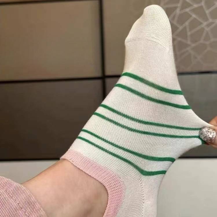 Ladies Carton Striped Knit Boat Socks SKAS50005