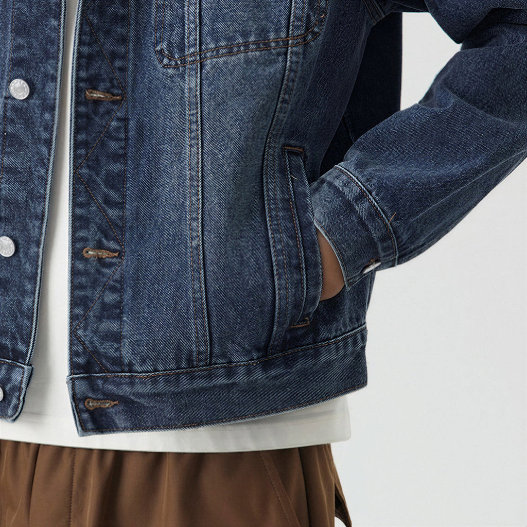 Men's Classic Pointed Collar Washed Denim Trucker Jacket