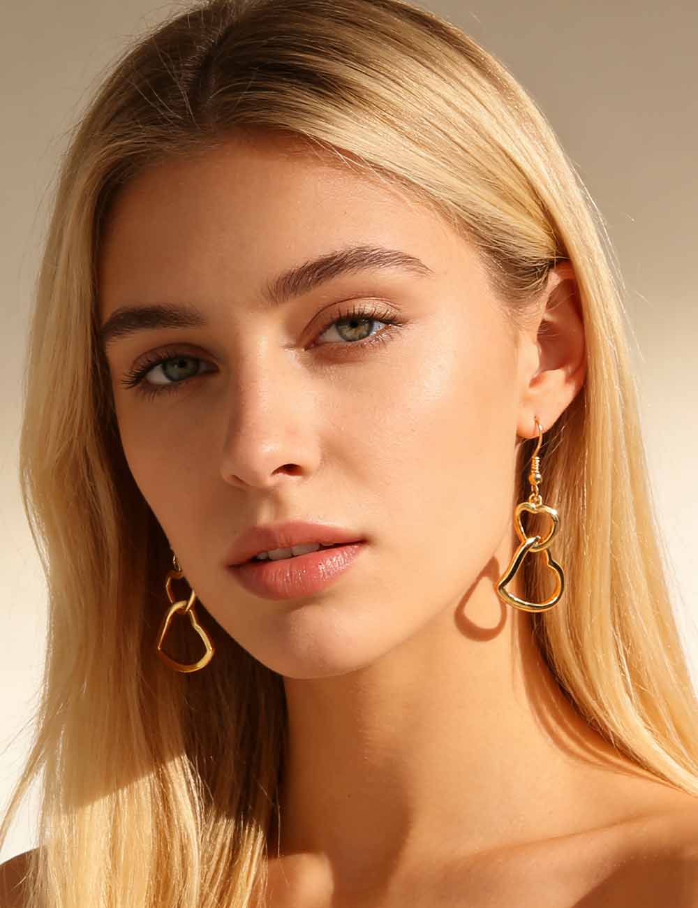 Ladies Valentine's Double Heart Hollow Pendant Earrings