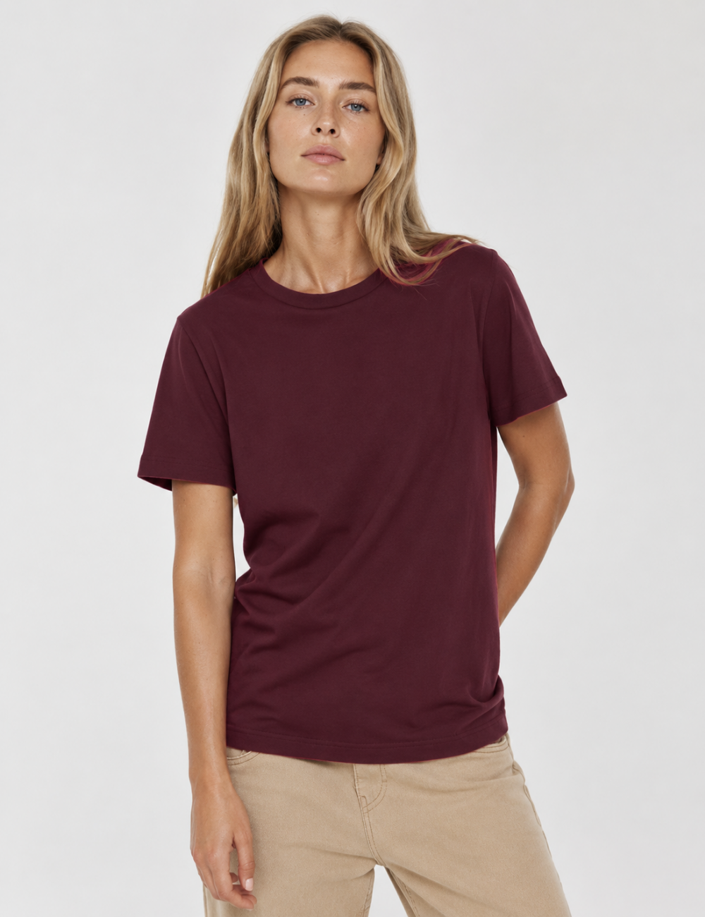 Ladies Casual Solid Round Neck Short Sleeves Basic T-Shirt