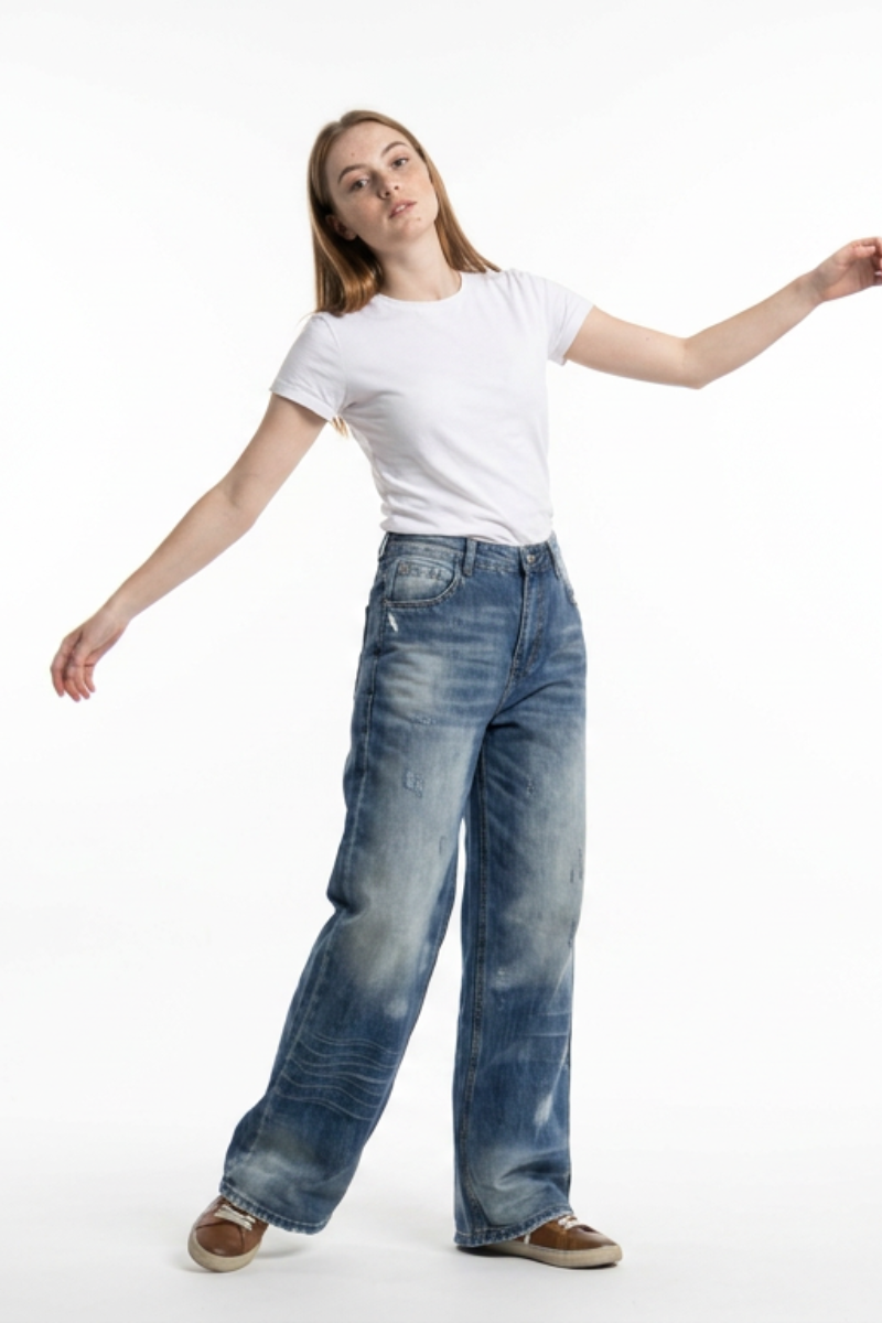 Women's Vintage Wash High Waist Straight Leg Jeans