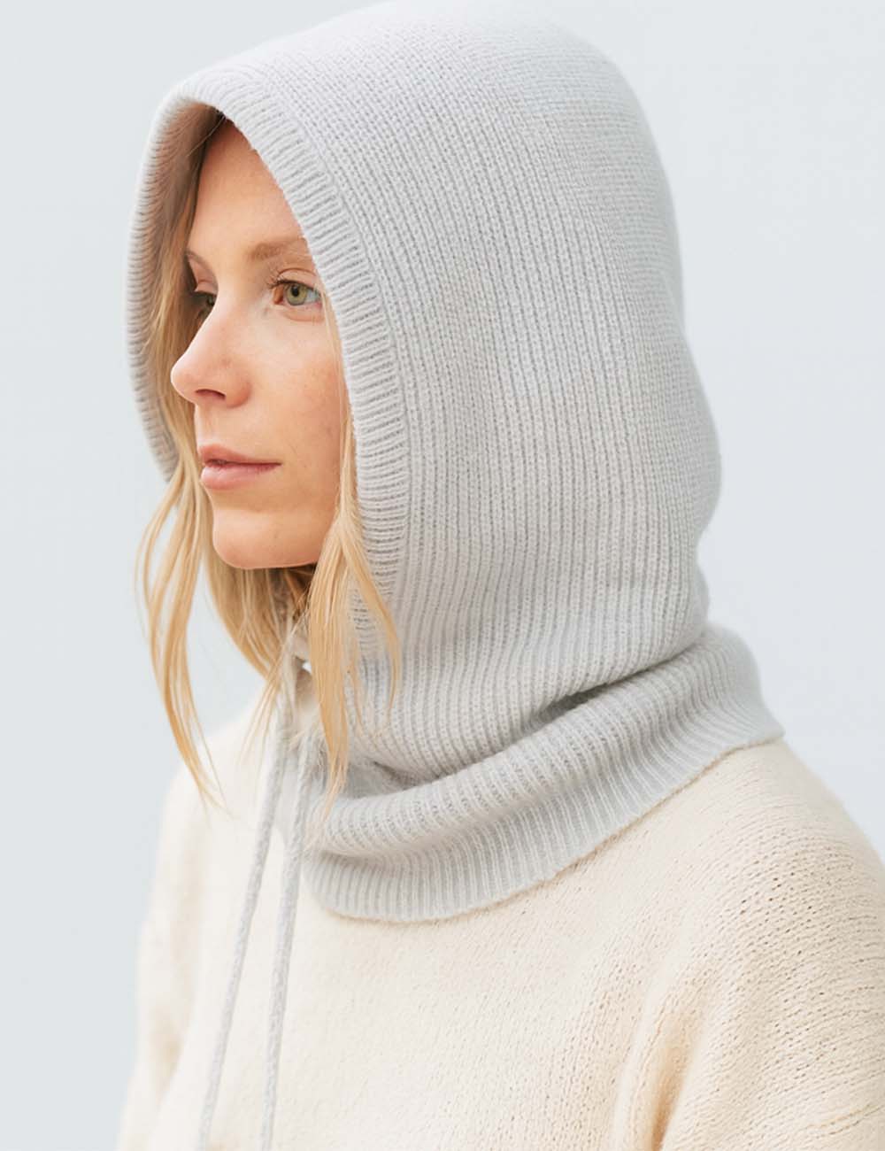 Ladies Fashionable One Piece Hooded Neck Knit Hat