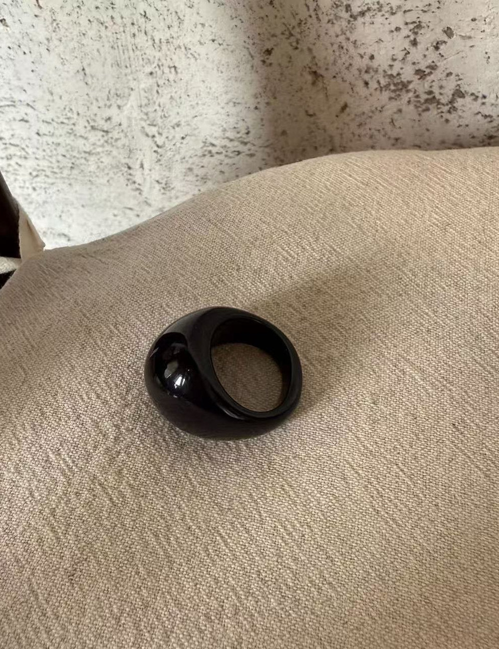 Ladies Retro Chunky Dome Glossy Acrylic Resin Ring