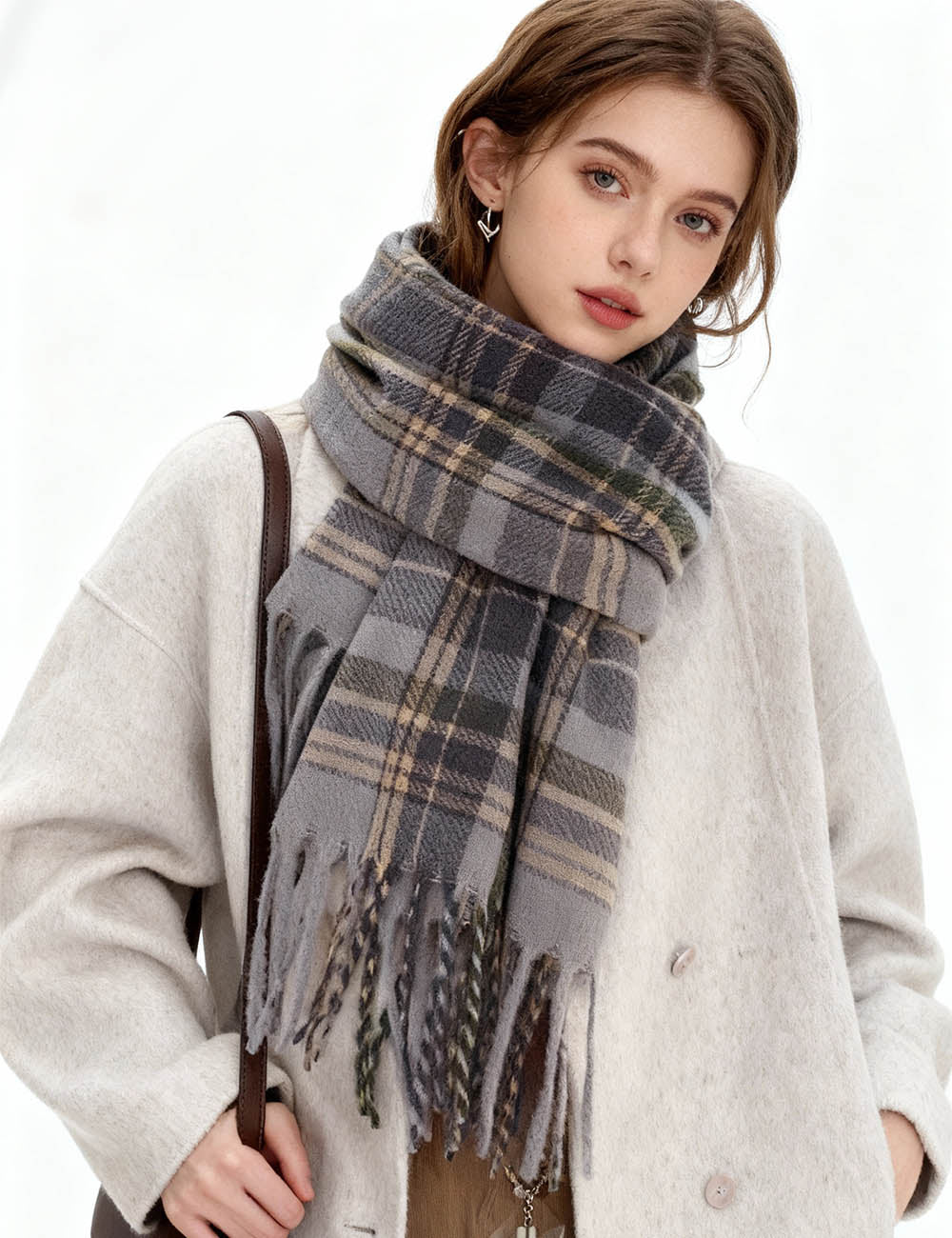 Ladies Vintage Plaid Tassel Hem Knit Scarf