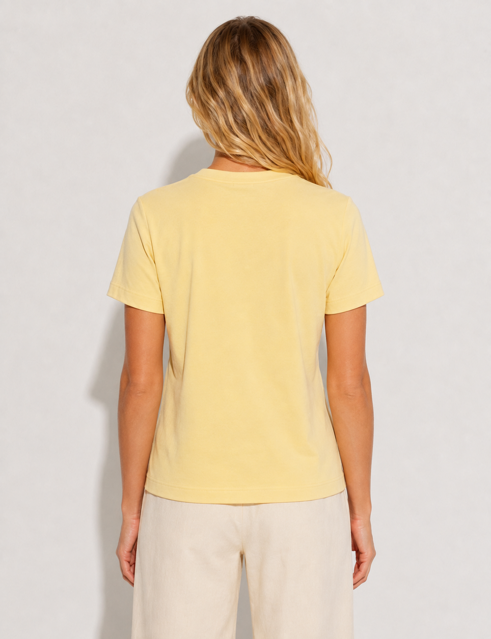 Ladies Casual Solid Round Neck Short Sleeves Basic T-Shirt