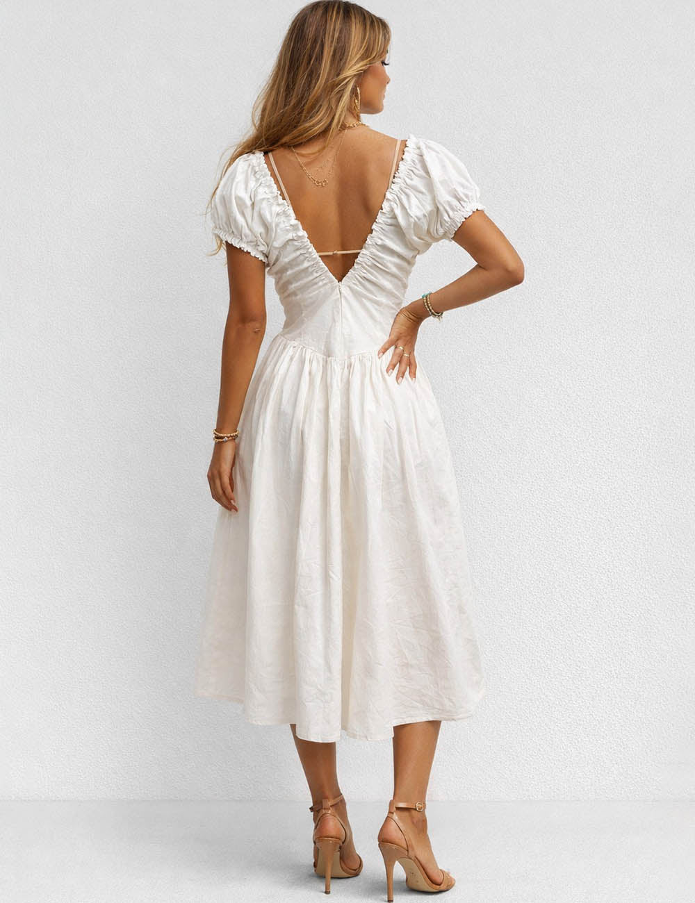 Ladies White V-Neck Ruched Short Sleeves Midi Dress