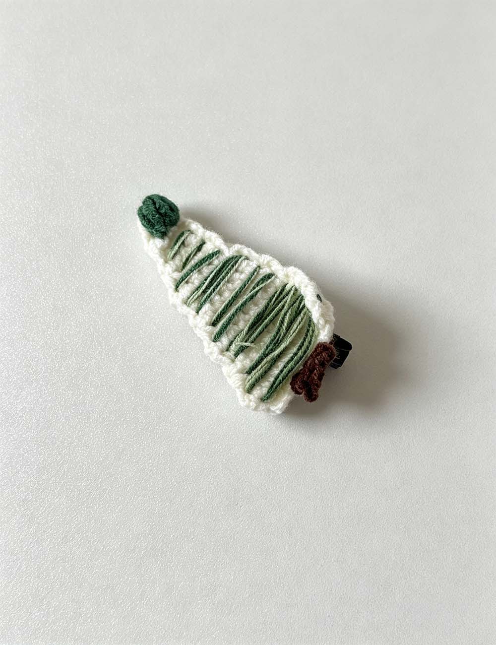 Ladies Holiday Cute Crochet Christmas Tree Hair Clip