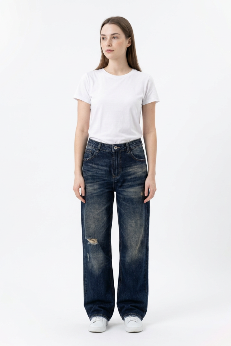 Women's Vintage Washed Distressed Straight-Leg Jeans