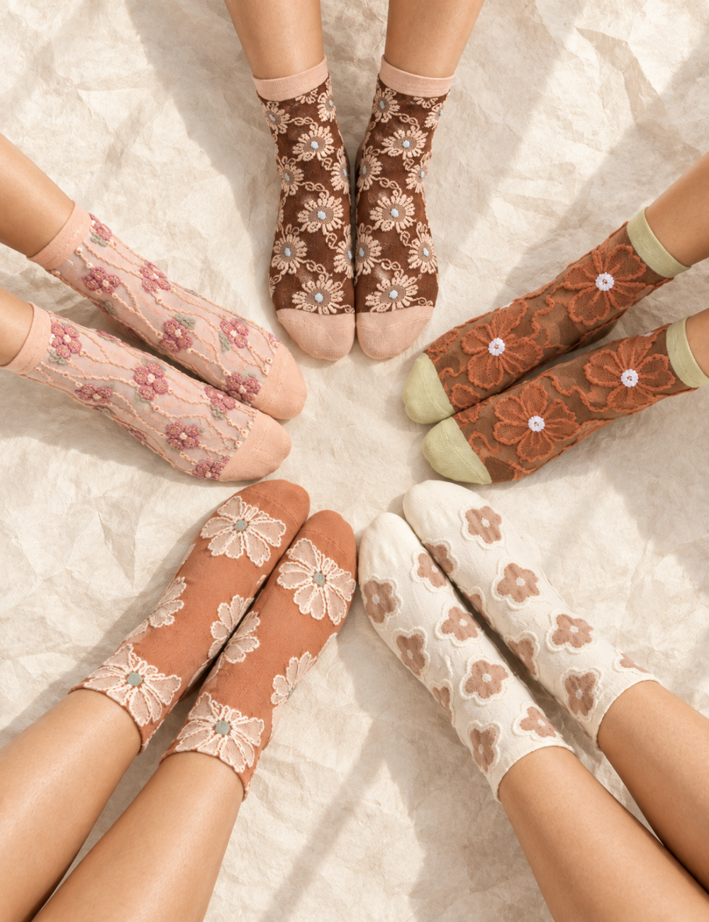 Ladies Sweet Floral Jacquard Ankle Socks