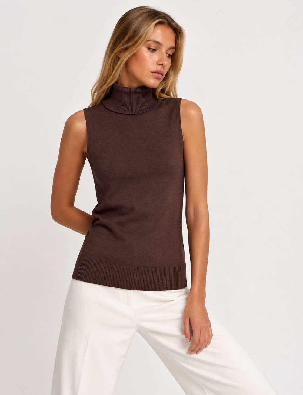 Ladies Knit Turtleneck Ribbed Hem Sleeveless Pullover Top
