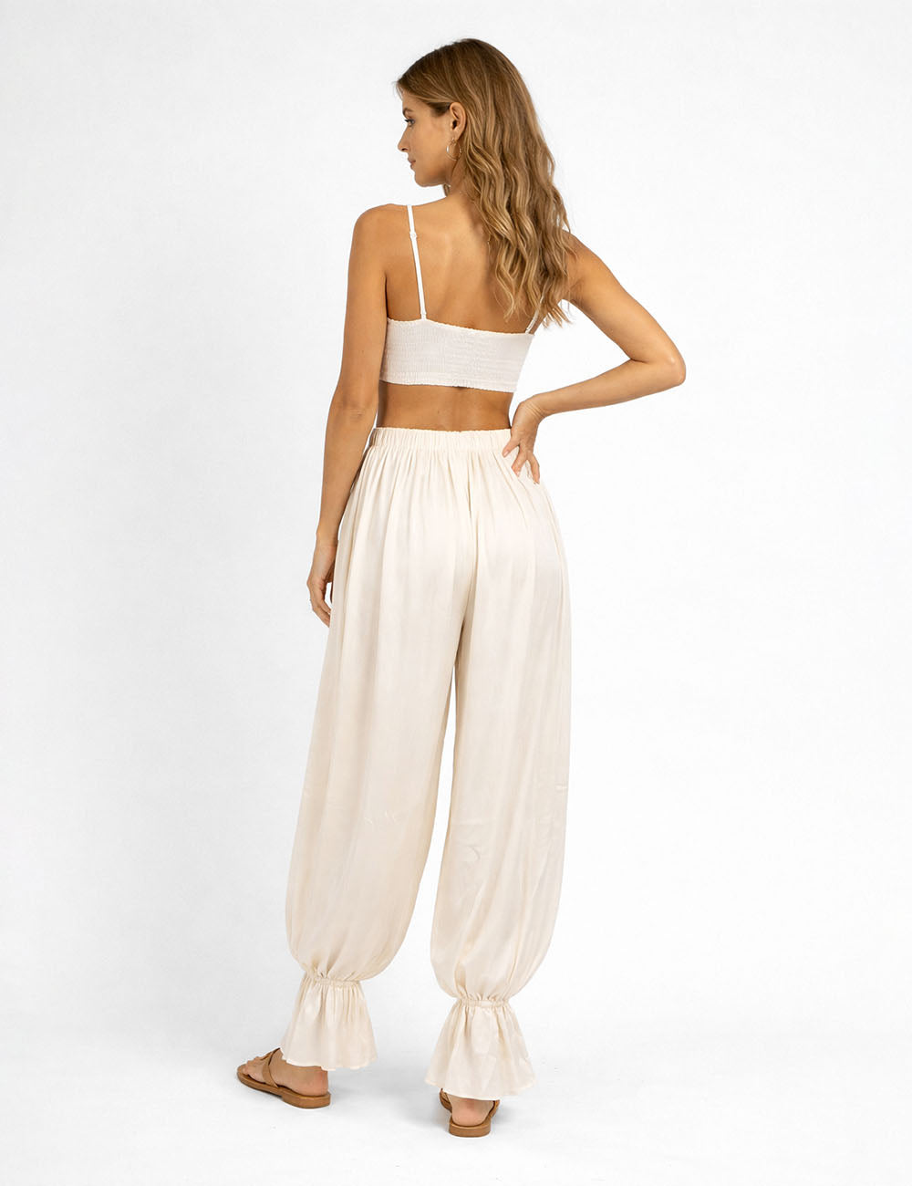 Ladies Solid Color Ruffle Hem Balloon Pants