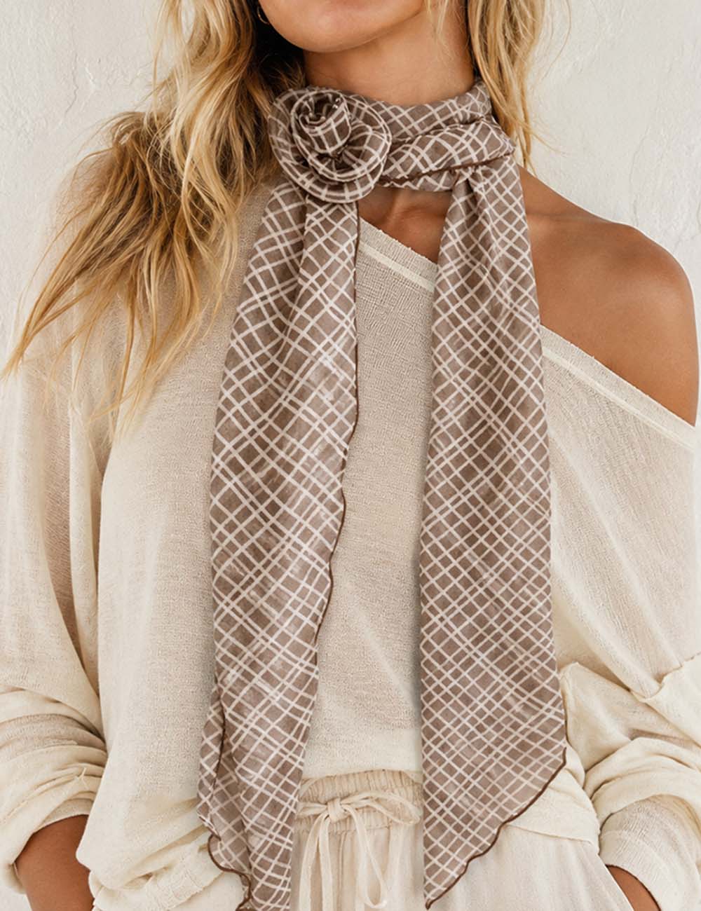 Ladies Plaid Detachable 3D Floral Chiffon Neck Scarf