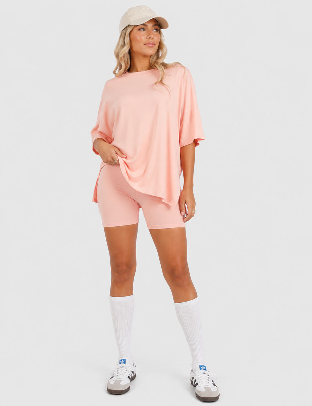 Ladies Solid Loungewear Outfits Loose Top & Slim Shorts Set