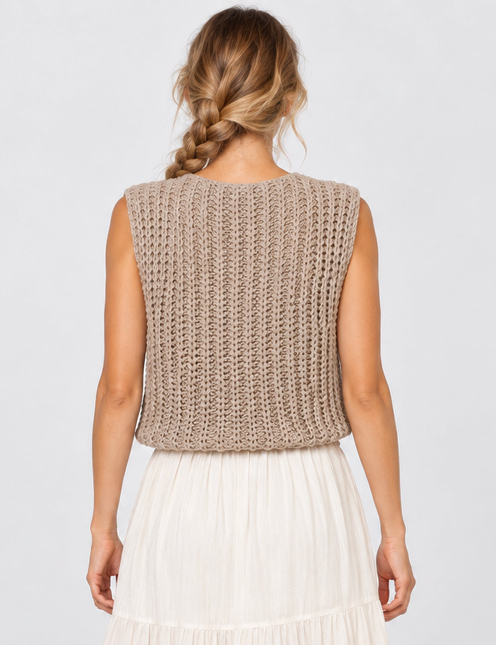 Ladies Chunky Knit Metal Button Crop Sweater Vest