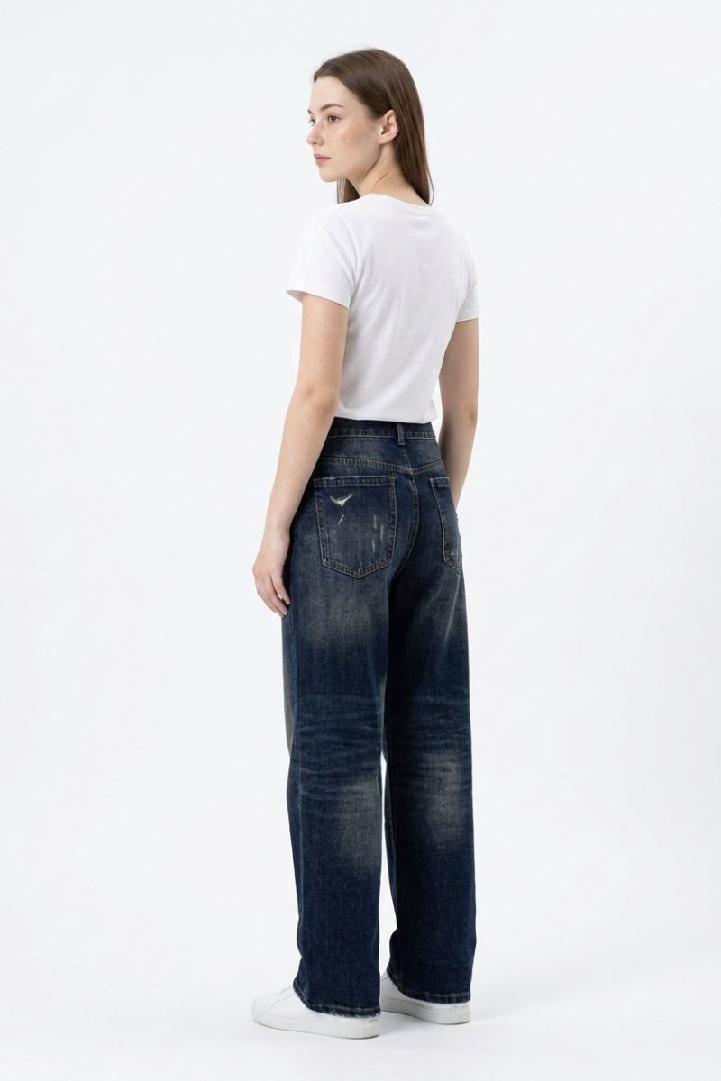 Women's Vintage Washed Distressed Straight-Leg Jeans