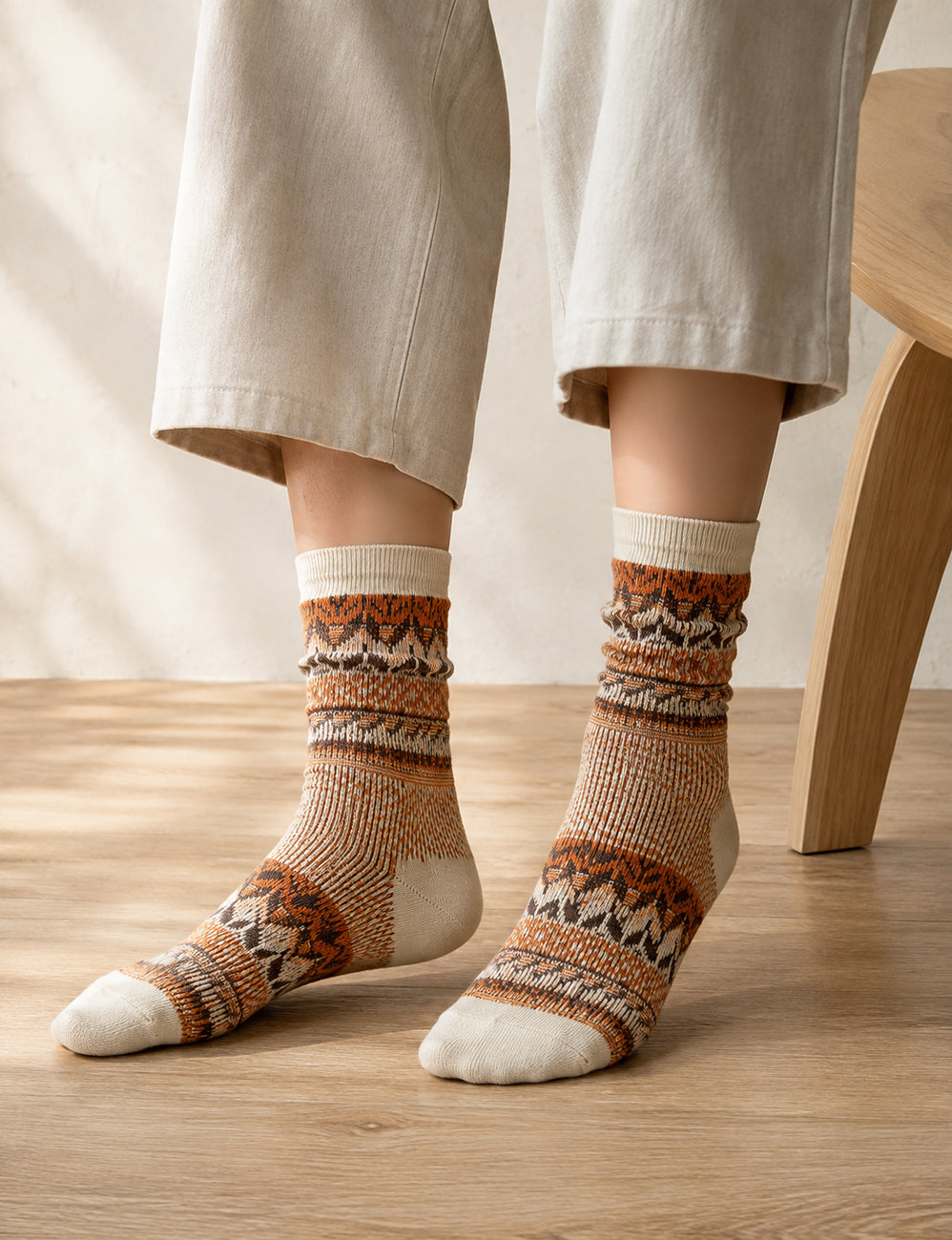 Ladies Vintage Ethnic Chevron Geometric Pattern Crew Socks