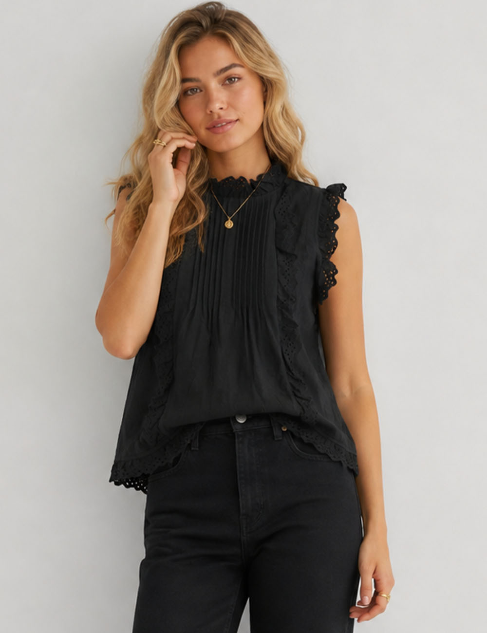 Ladies Boho Eyelet Lace Pleated Round Neck Sleeveless Babydoll Top