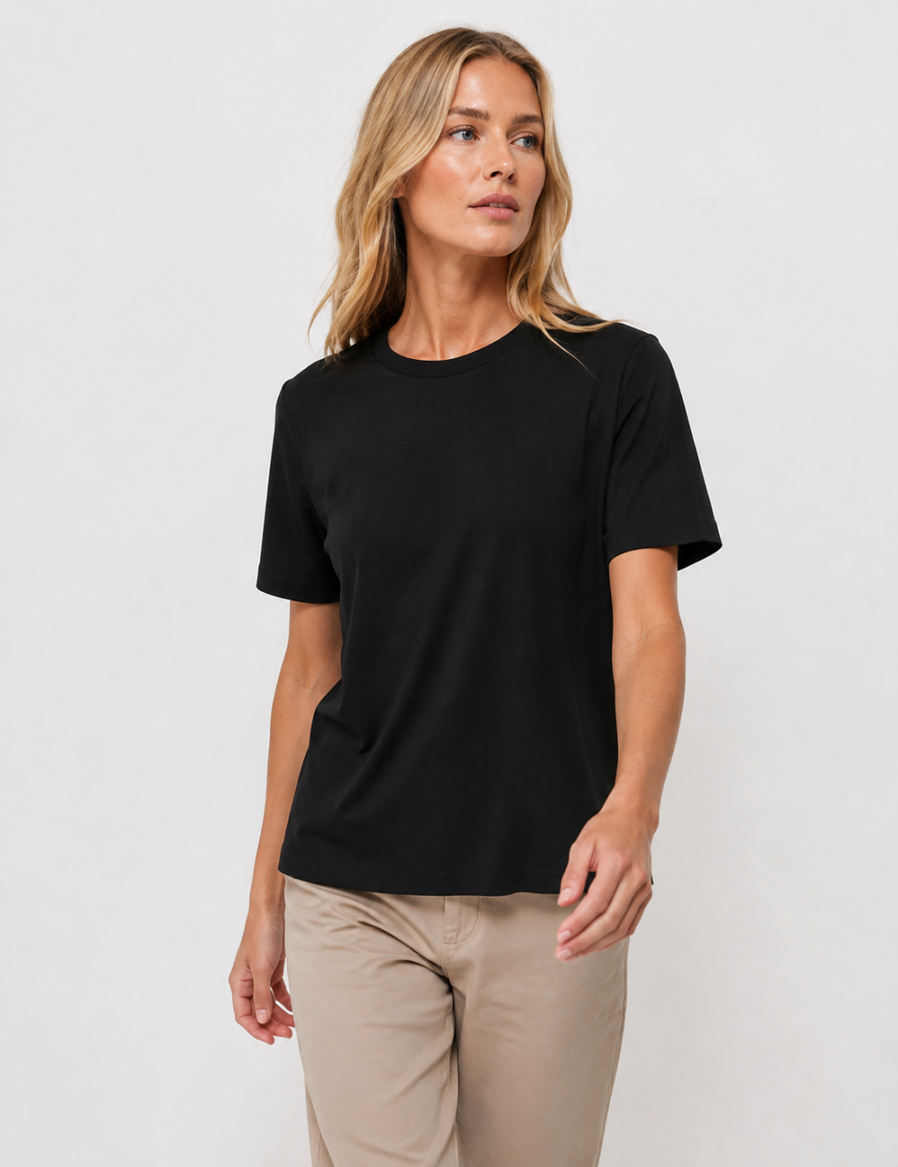 Ladies Casual Solid Round Neck Short Sleeves Basic T-Shirt