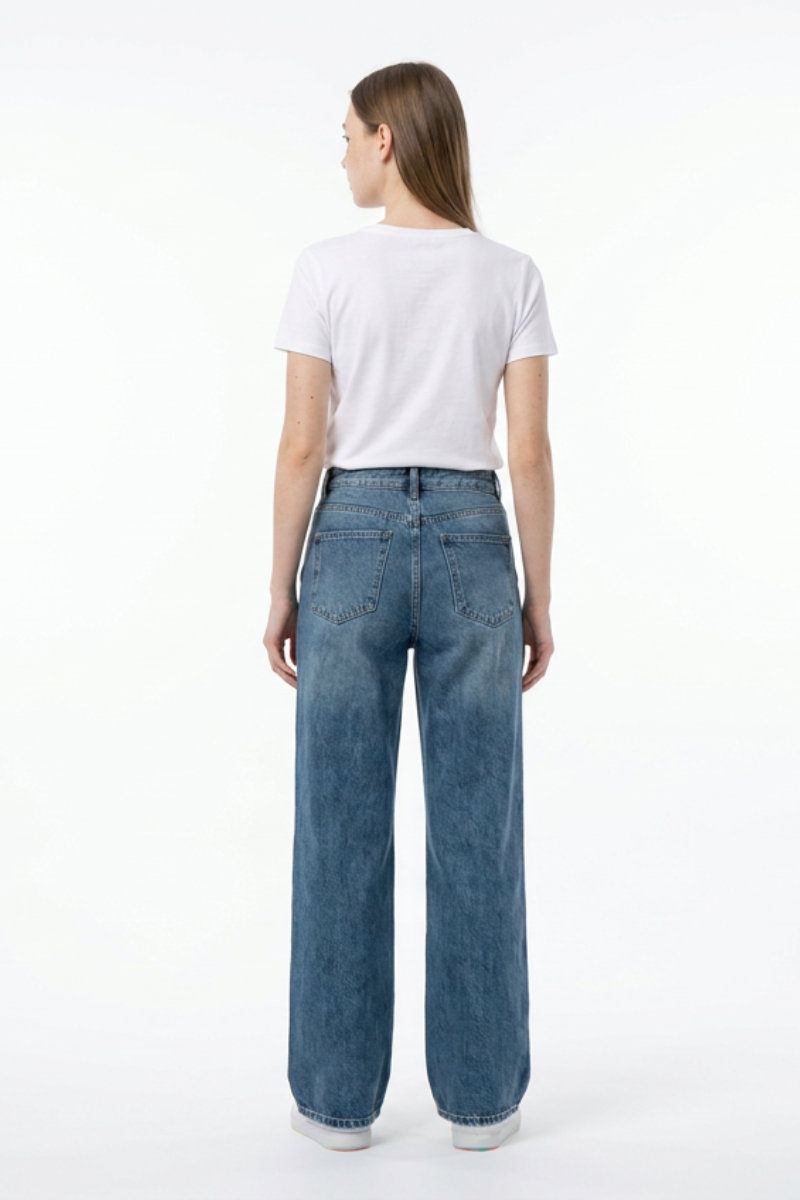 Women's Vintage Wash High Waist Straight Leg Jeans
