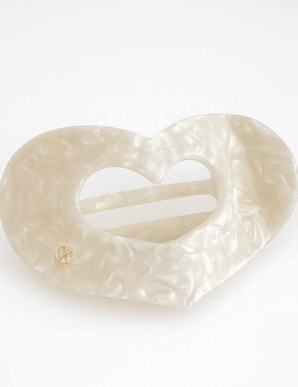 Ladies Simple Tortoiseshell Heart Flat Hair Clip