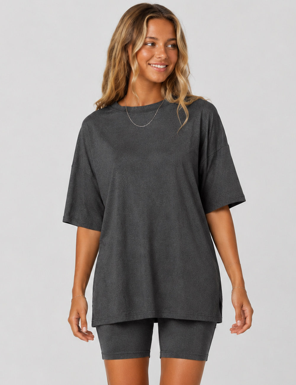 Ladies Solid Loungewear Outfits Loose Top & Slim Shorts Set