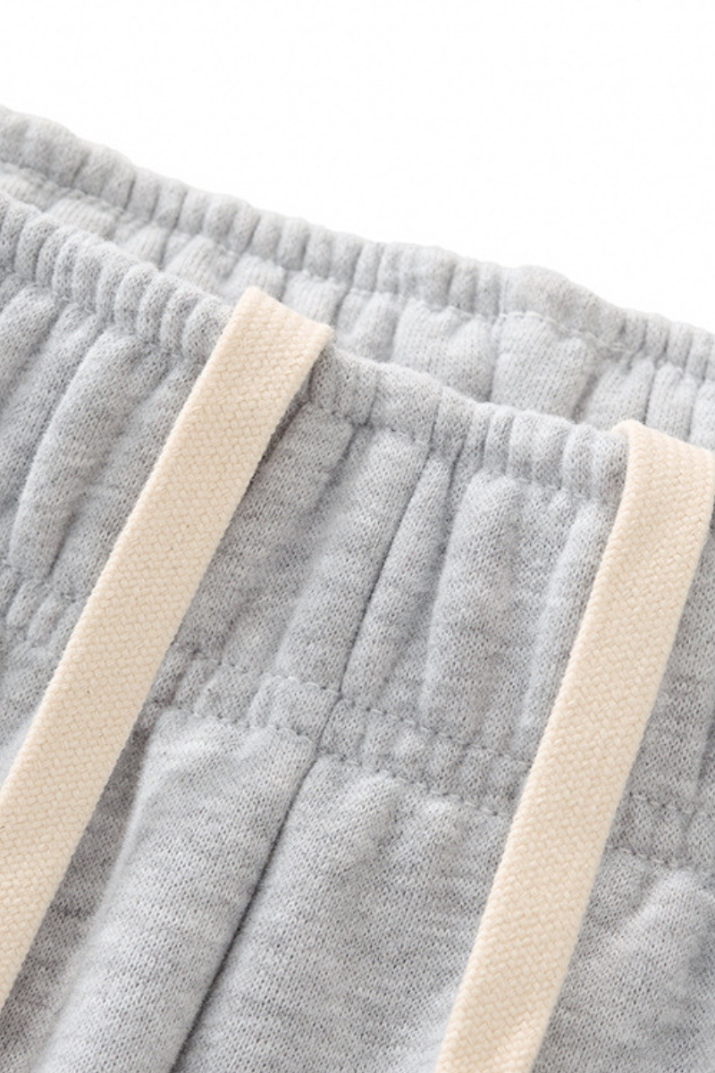 Men's Streetwear  Color-Block Elastic Wide-leg Casual Pants.