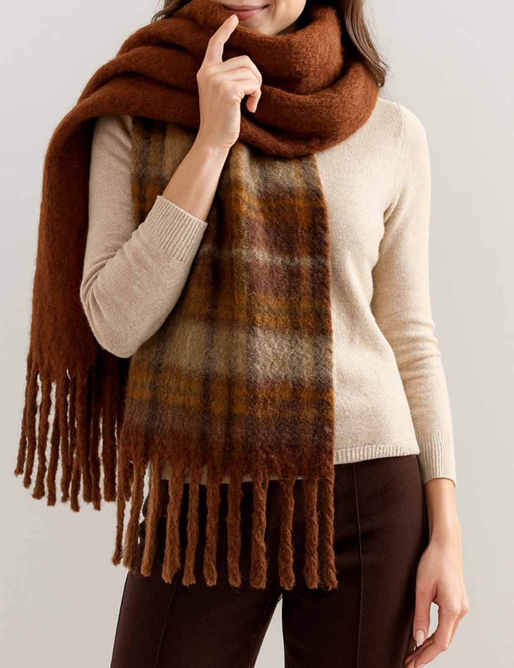 Ladies Winter Bouclé Yarn Checked Fringe Shawl Knit Scarf