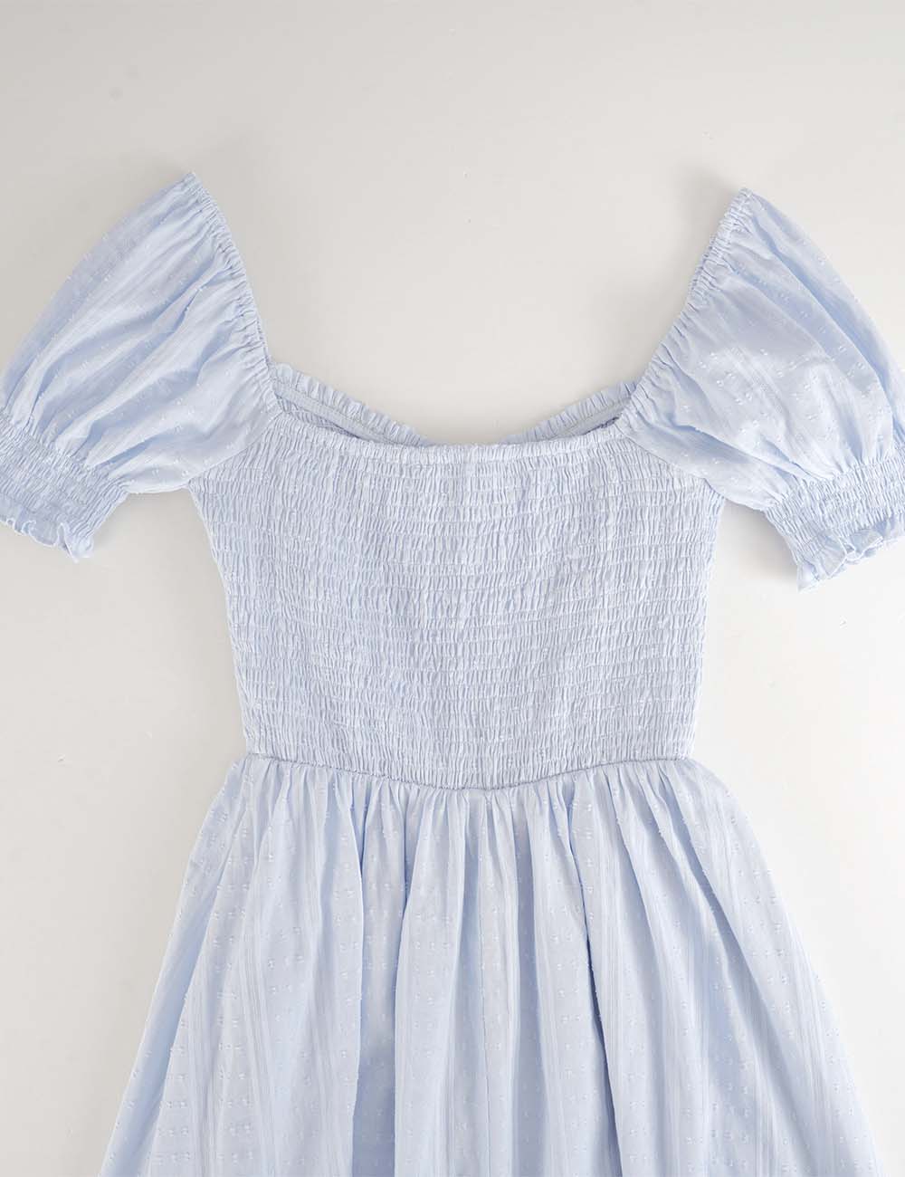Ladies Romantic Dobby Textured Puff Sleeves Smocked Midi Dress