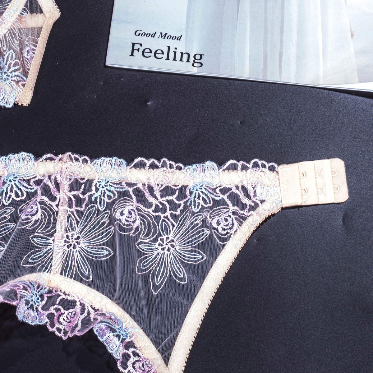 Ladies Floral Embroidery 3PCS Lingerie Set SKLG4102