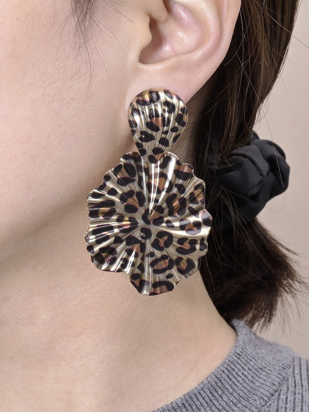 Ladies Leopard Water Dropped Pandent Earrings SKAJ4225