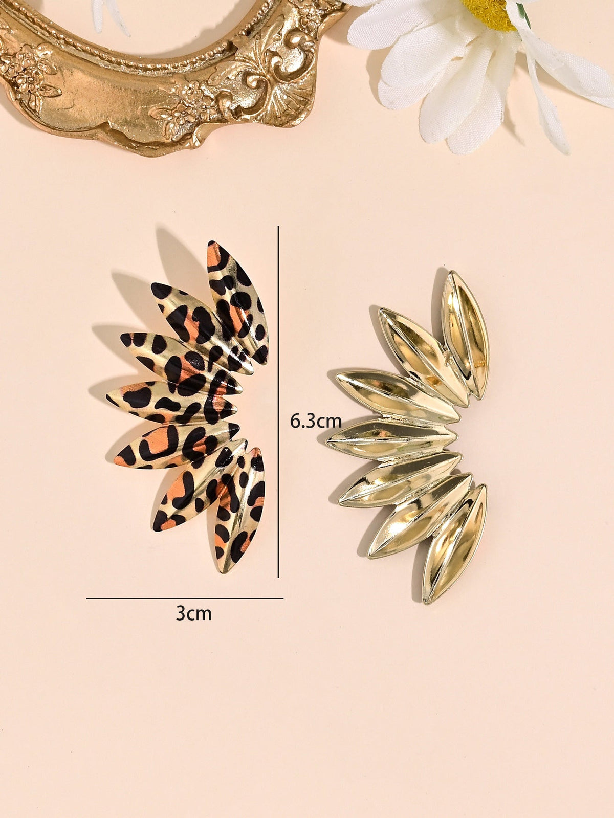 Ladies Leopard Water Dropped Pandent Earrings SKAJ4225