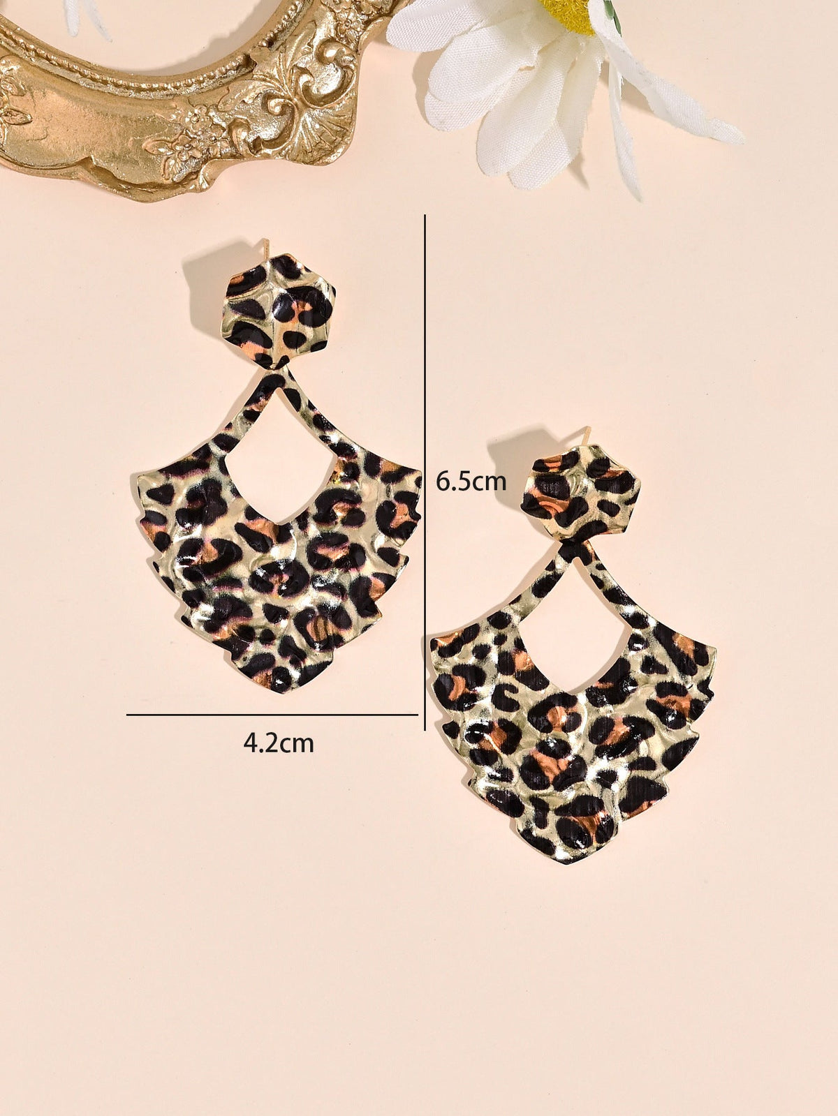 Ladies Leopard Water Dropped Pandent Earrings SKAJ4225
