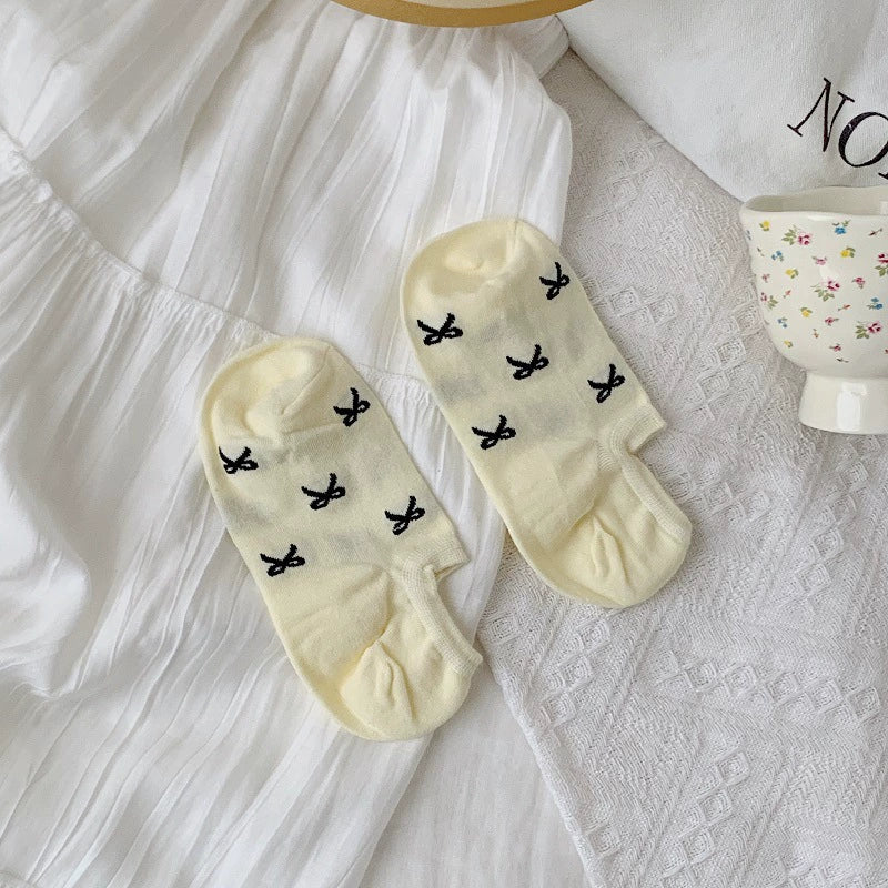 Ladies Tiny Bow Knit Everyday Boat Socks SKAS50001