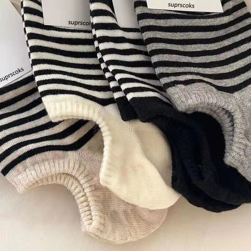 Ladies Black and White Stripe Knit Boat Socks SKAS50007