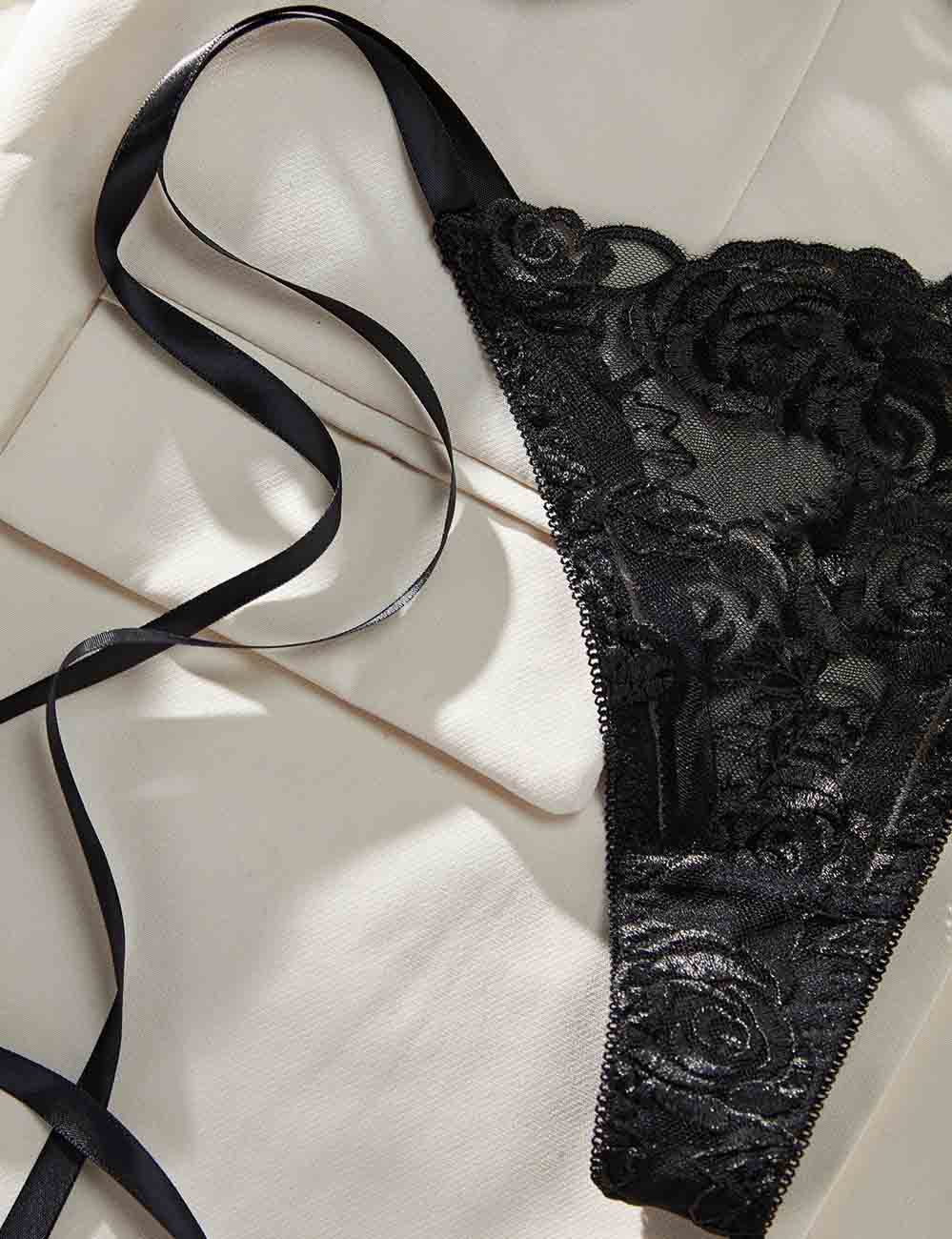 Ladies Floral Embroidery See Through 2PCS Lingerie Set 8HF4217