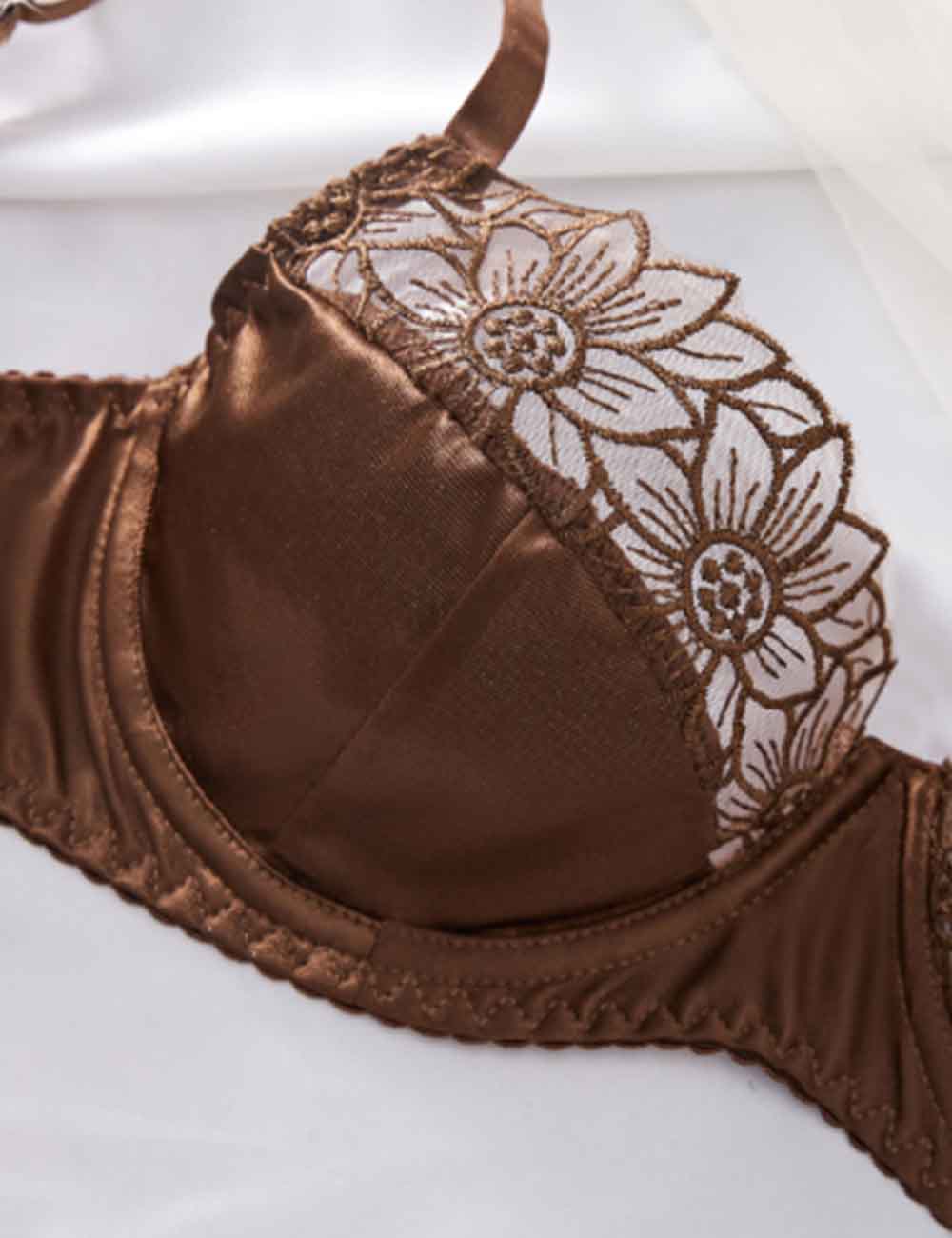 Ladies Satin Floral Embroidery Underwire Lingerie Set