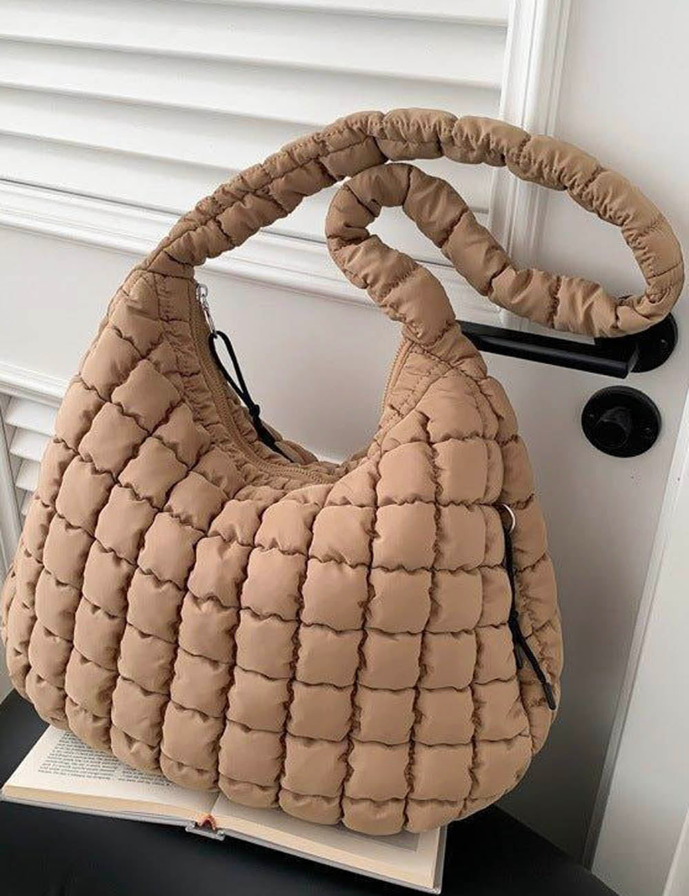 Ladies Clould Bag Light Weight Puffer Handbag SKAB017