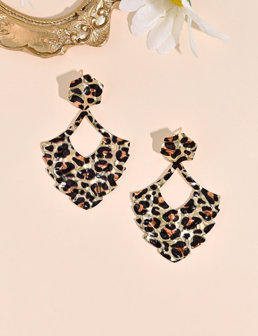 Ladies Leopard Water Dropped Pandent Earrings SKAJ4225