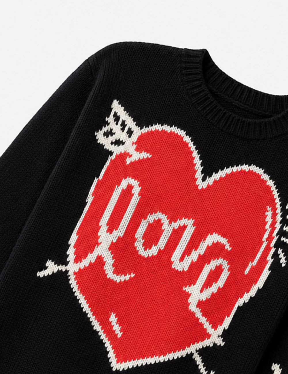 Ladies Love Heart Pattern Crew Neck Knit Sweater